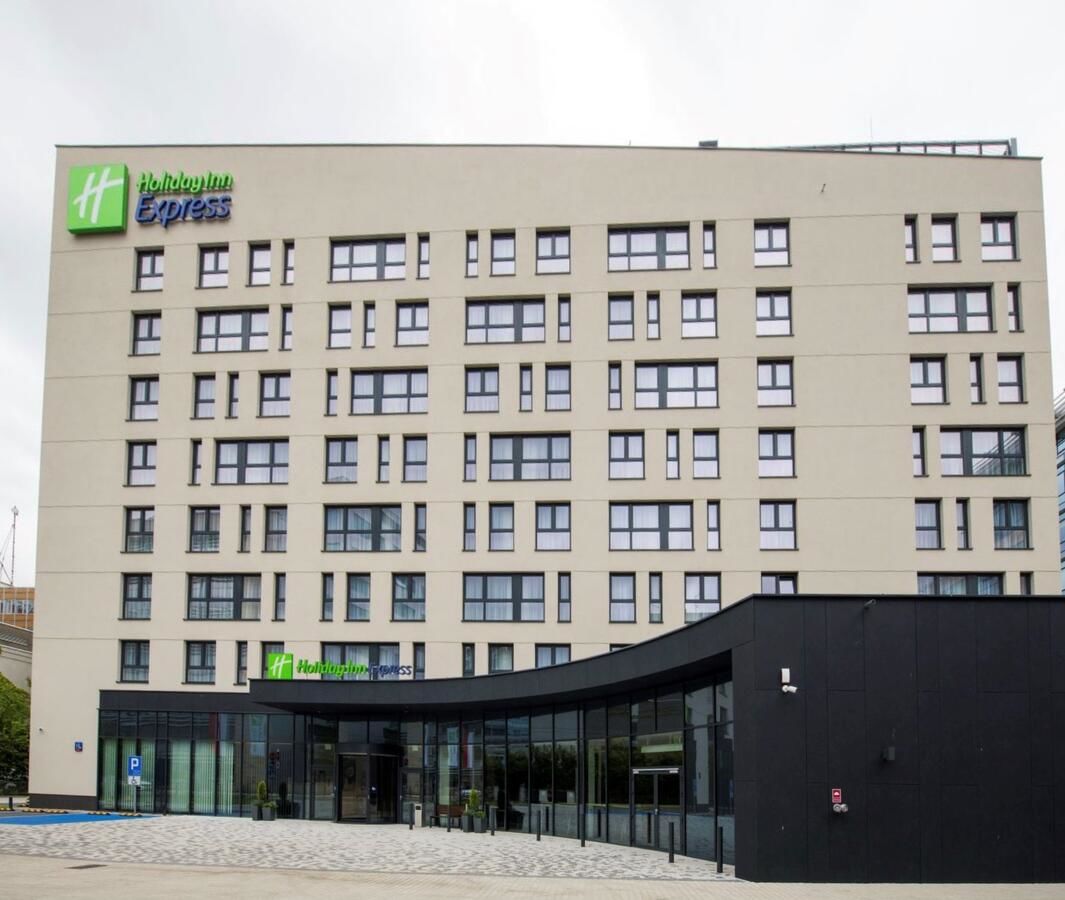 Отель Holiday Inn Express Warsaw - Mokotow Варшава-9